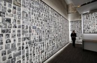 За підозрою в оскверненні меморіалу жертв Голокосту в Парижі затримали трьох громадян Болгарії