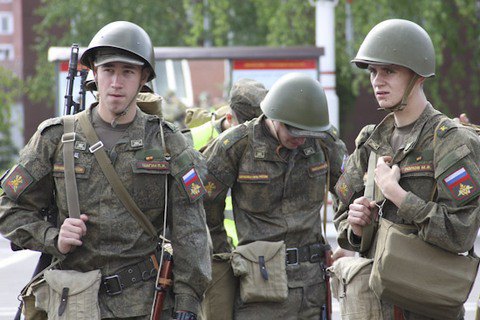 ​В Беларусь начали прибывать российские военные