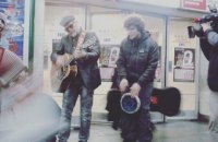 Гребенщиков спел в Киевском метро