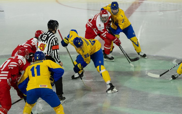 Збірна України з хокею перемогла Польщу на ЧС-2025 у Дивізіоні 1А 