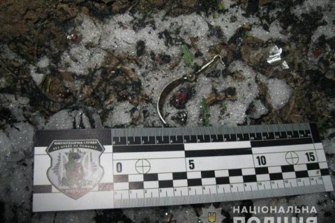 У Харківській області на цвинтарі знайшли тіло чоловіка, який підірвався на гранаті