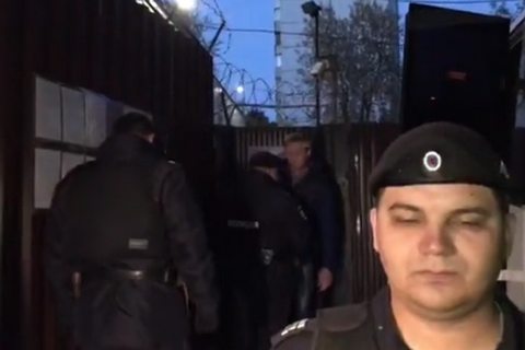 Навального повторно затримали відразу після 30-денного арешту