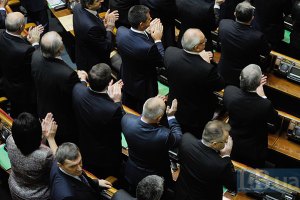 ​Мажоритарщик Шаповалов не исключает, что может выйти из фракции ПР