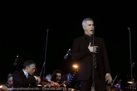 Італійський співак Сафіна скасував концерти в Криму