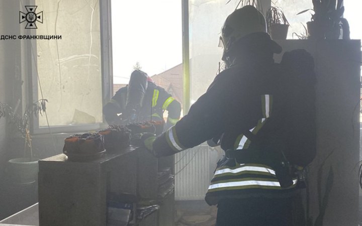 ​В Івано-Франківську в офісі вибухнула зарядна станція, постраждали двоє людей