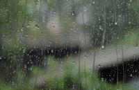 На понедельник в Украине прогнозируют дожди и грозы, температура до +19
