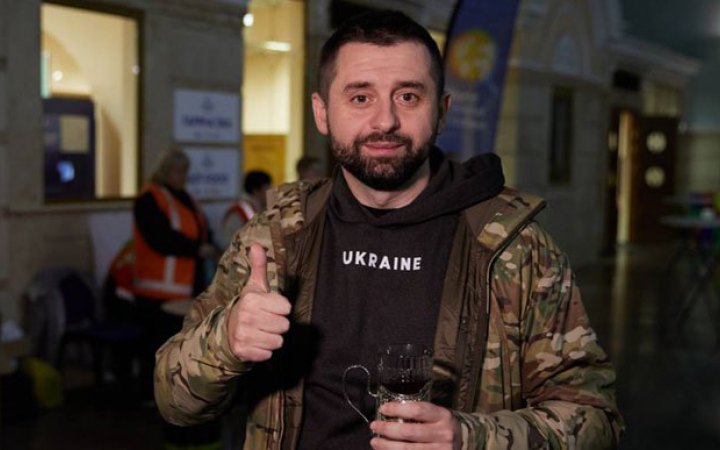 Арахамія пропонує відправляти депутатів і держслужбовців у військові навчальні центри разом із іншими українцями