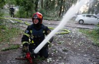 У Києві через дронову атаку РФ пошкоджена пожежно-рятувальна частина