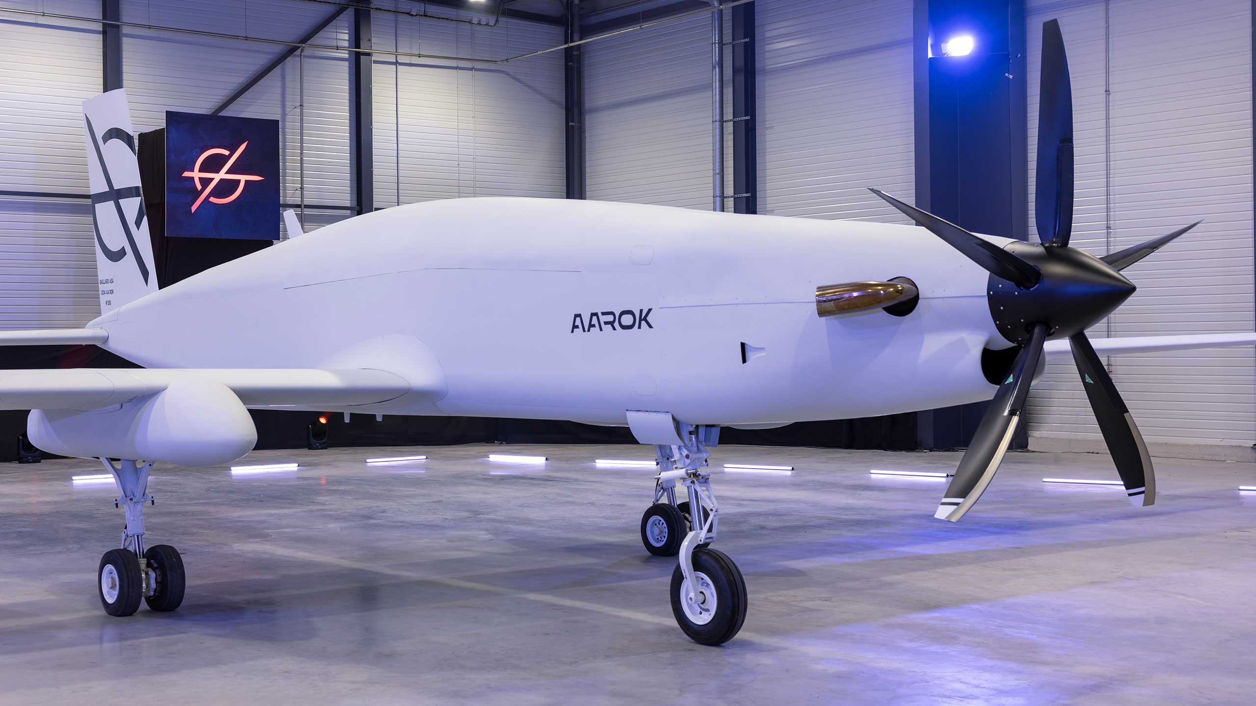 Французький далекобійний БПЛА Aarok може нести до 1,5 тонни озброєння та використовувати стандартні авіаційні боєприпаси.