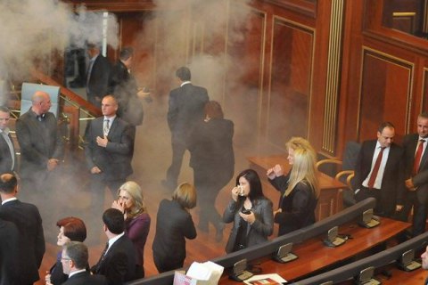 Оппозиция Косово сорвала первое в этом году заседание парламента