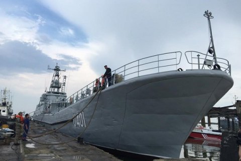 Десантный корабль "Кировоград" переименовали в честь погибшего в АТО капитана Олефиренко