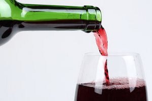 Ученые считают, что алкоголь полезен для мозга