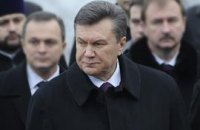 Януковича тревожит страшный призрак фашизма 