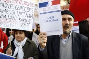Олланд готов наказывать за отрицание геноцида армян