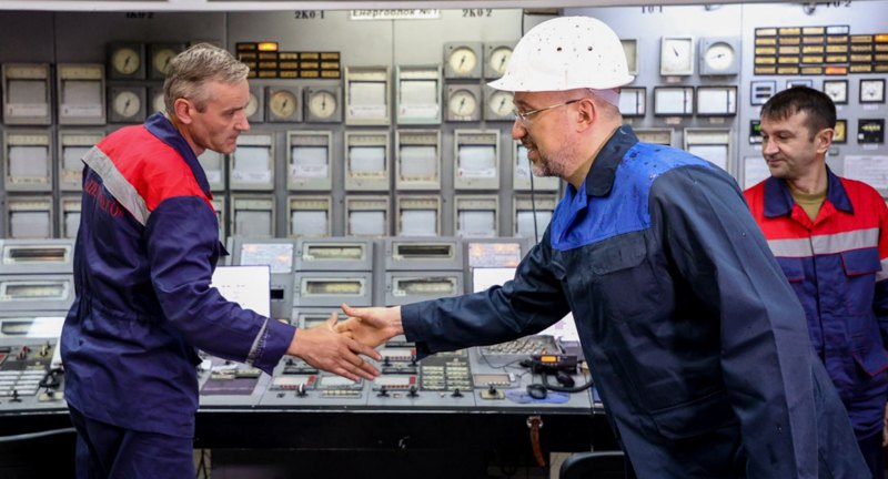 Прем'єр Денис Шмигаль на одному з енергогенеруючих підприємств «Центренерго»