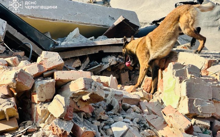 ДСНС повідомила про загиблого в Чернігові після атаки РФ