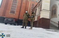 СБУ, добровольці та поліція прийшли з перевіркою до собору УПЦ (МП) в Борисполі