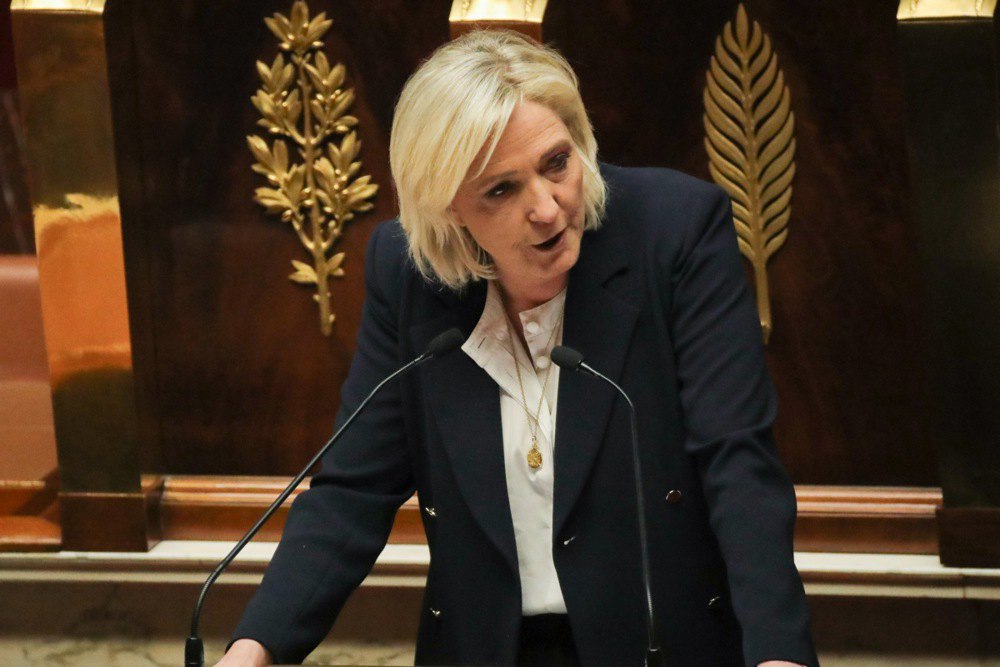 Марін Ле Пен виступає під час засідання Національної асамблеї в Парижі, 12 березня 2024 р.