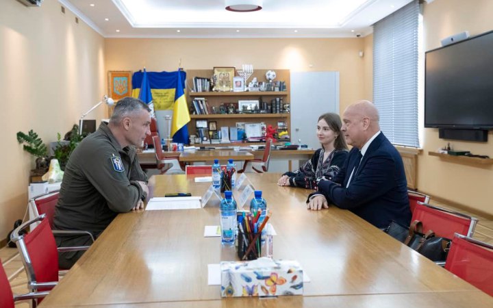 Кличко обговорив з Генсеком "Спільноти демократій" допомогу, якої потребує Україна