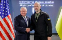 ​Шмигаль передав Келлогу документи до підписання угоди з виробництва безпілотників