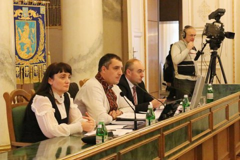 Львовский облсовет поддержал торговую блокаду Донбасса