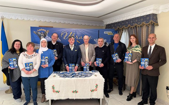 У Кувейті презентували першу арабськомовну книгу про Валерія Лобановського