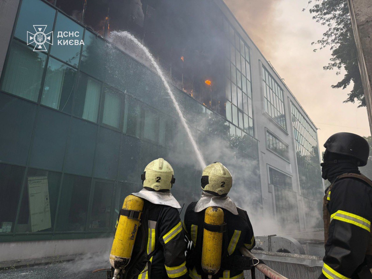 Наслідки обстрілу Києва 10 червня 2025 року