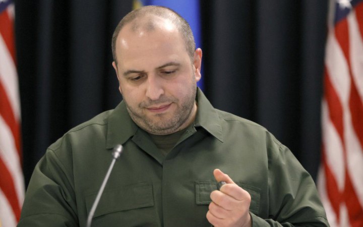 Кабмін призначив міністру оборони Умєрову заступників