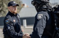 Служити і захищати. Випробування масовим вбивством 