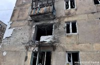 Росіяни зруйнували два багатоквартирних будинки в Авдіївці та відділок поліції в Торецьку