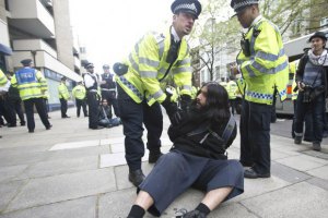 Полиция Лондона задержала 9 предполагаемых террористов