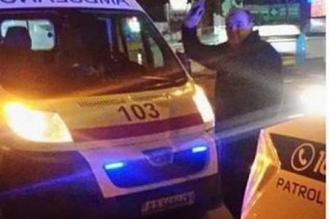 В Киеве четыре экипажа полиции усмиряли подравшихся пассажиров троллейбуса 
