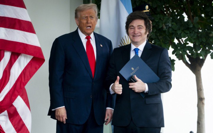 США припинять допомогу Аргентині, якщо Мілей програє проміжні вибори