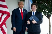 США припинять допомогу Аргентині, якщо Мілей програє проміжні вибори