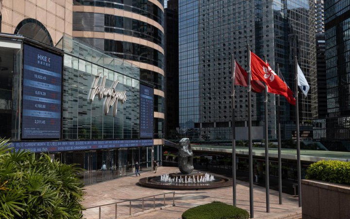 Гонконг видав ордери на арешт 19 активістів, які перебувають за кордоном