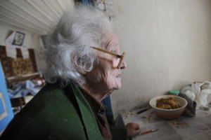 Четверть украинцев экономят на еде