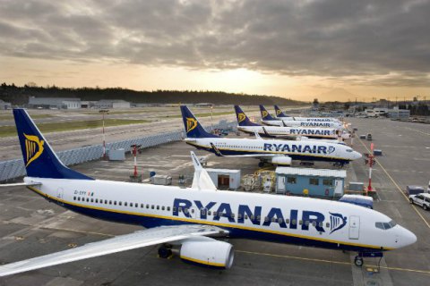 Ryanair скасував рейси 50 тис. пасажирів через страйк бортпровідників