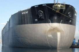 МИД проверяет нападение на танкер с украинцами
