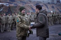 Зеленский присвоил звание генерала семи полковникам ВСУ 