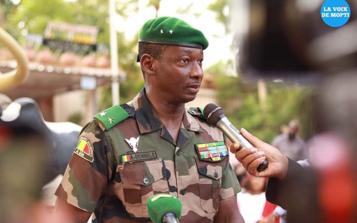 Хунта Малі заявила, що запобігла державному перевороту. Заарештували військових і француза