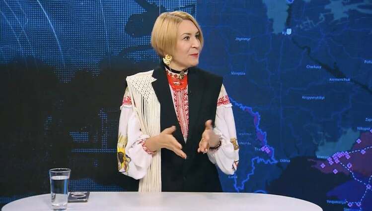 організаторка та директора з комунікацій Асоціації Українських Організацій в Естонії Інна Гордієнко