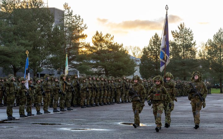Естонія наступного року значно скоротить набір до армії