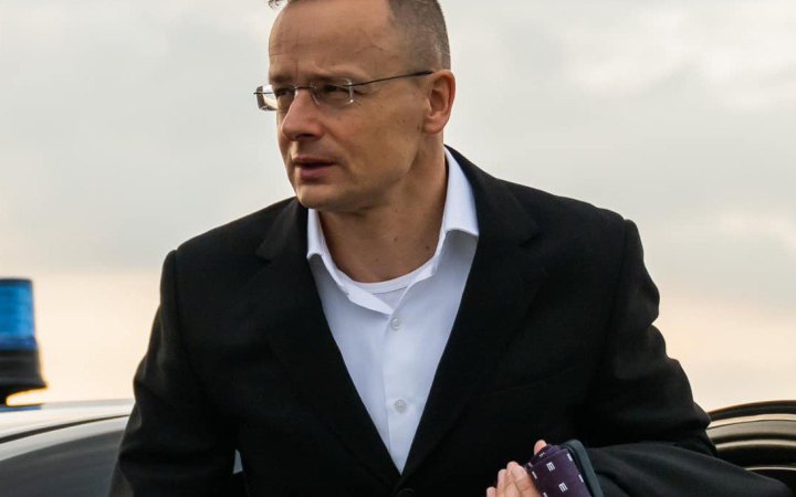 Глава МЗС Угорщини Сійярто розкритикував пакет санкцій ЄС проти Росії