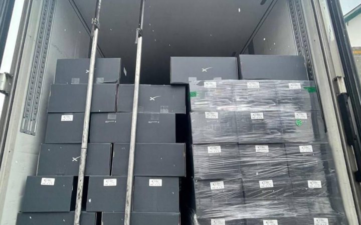 WSJ: США контрабандою вивезли до Ірану тисячі терміналів Starlink