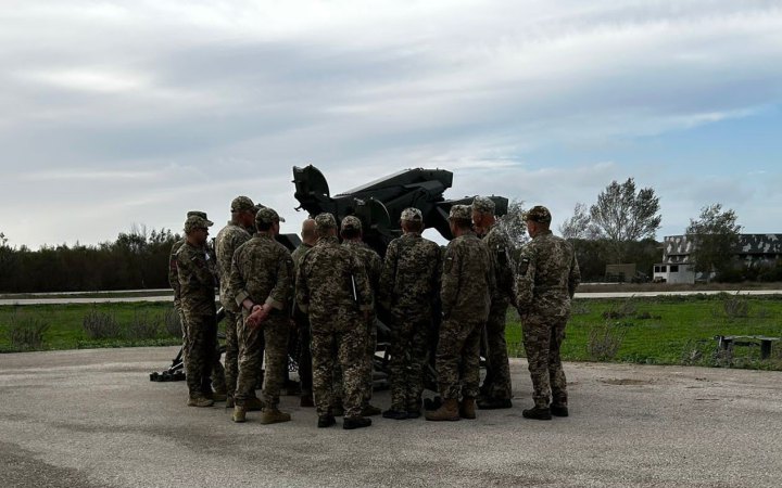 Українські військові навчатимуться в Іспанії керувати ЗРК "Hawk"