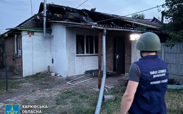 Армія ворога вдарила по Дергачах і поранила людей