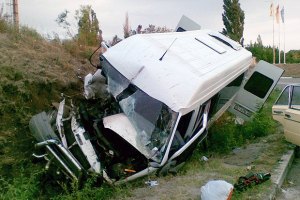 Во Львовской области перевернулся автобус с пассажирами