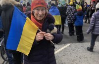 Авторка "Оповіді служниці" підтримала Україну на акції в Торонто