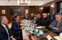 Президент оцінює роботу 5 ключових перемовників України позитивно