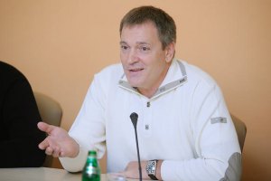 "Регіонал" Колесніченко вивозить свою сім'ю з Києва